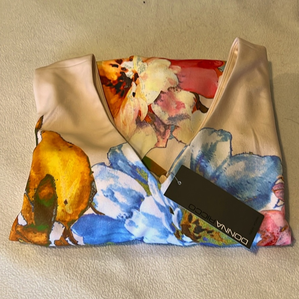 BEAUTIFUL  Tropical print dress size 12, NWT SWEET!